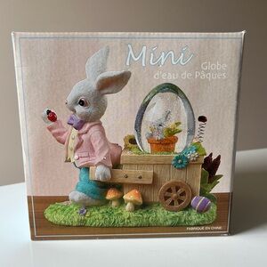 Easter Mini Water Globe of Bunny Pulling Wagon Ornament Collectable Decoration